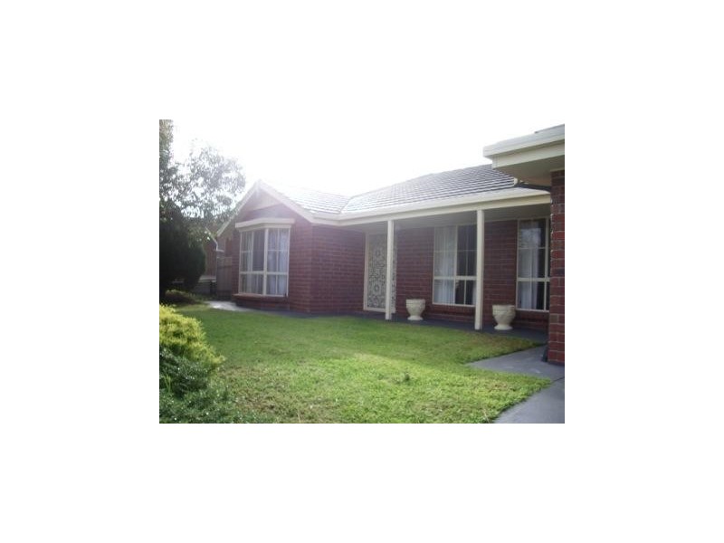 15 Smugglers Drive, Seaford Rise SA 5169