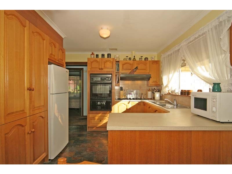 20 Avon Avenue, Morphett Vale SA 5162