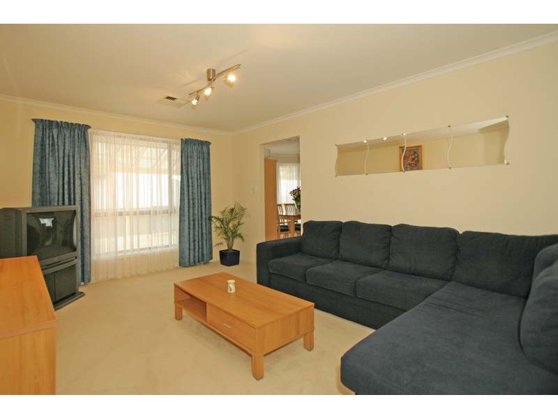 25 Omega Drive, Seaford Rise SA 5169