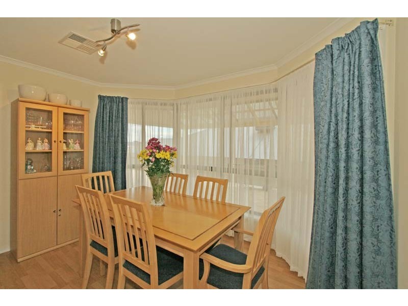 25 Omega Drive, Seaford Rise SA 5169