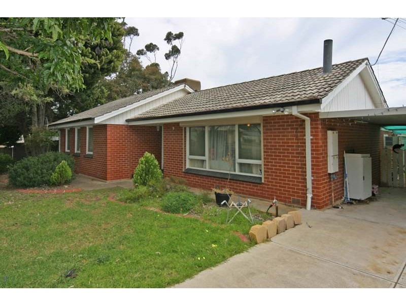 9 Edmund Street, Christie Downs SA 5164