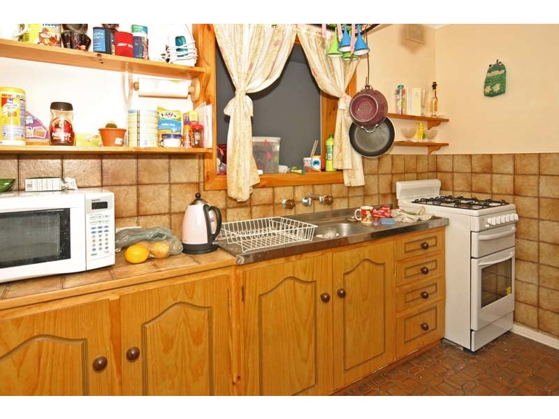 9 Edmund Street, Christie Downs SA 5164