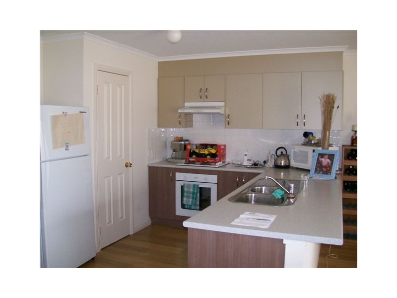 42 Whinnerah Ave, Aldinga Beach SA 5173