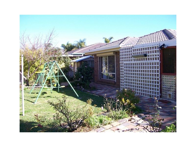 6 De Caux Avenue, Port Willunga SA 5173