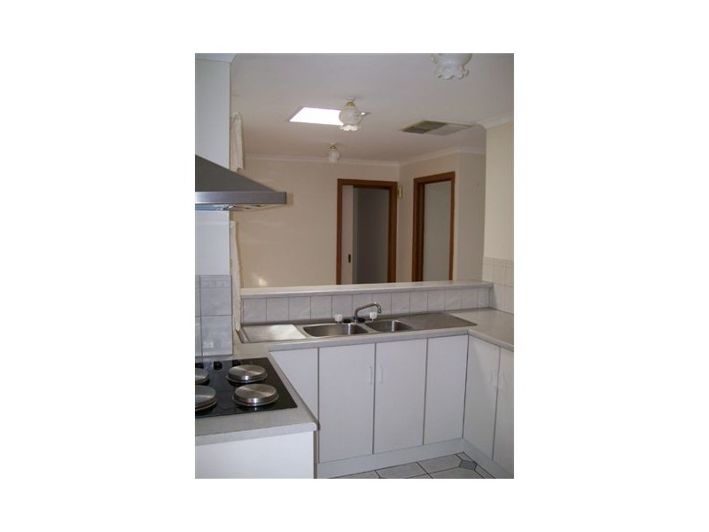 6 De Caux Avenue, Port Willunga SA 5173