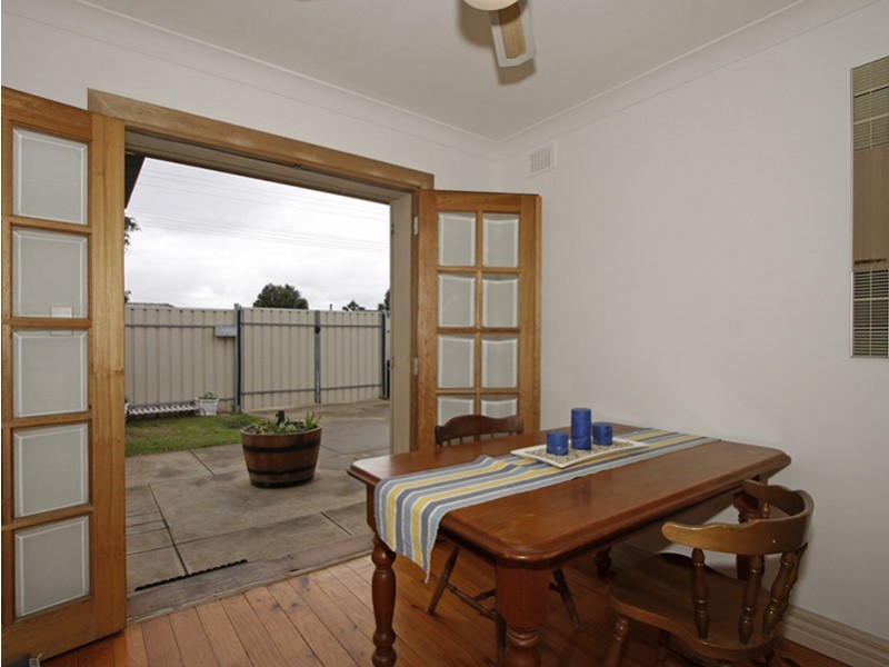 4 Stewart Avenue, Hackham SA 5163
