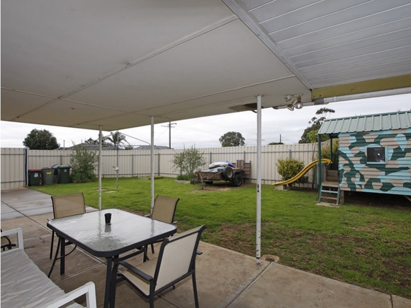 4 Stewart Avenue, Hackham SA 5163