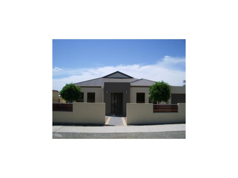 23 Saltash Avenue, Christies Beach SA 5165