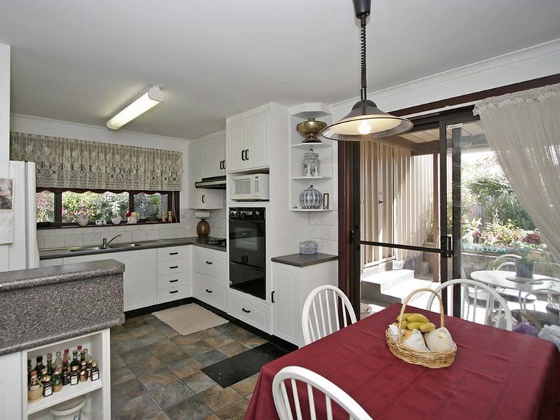 1 Riverside Court, Morphett Vale SA 5162