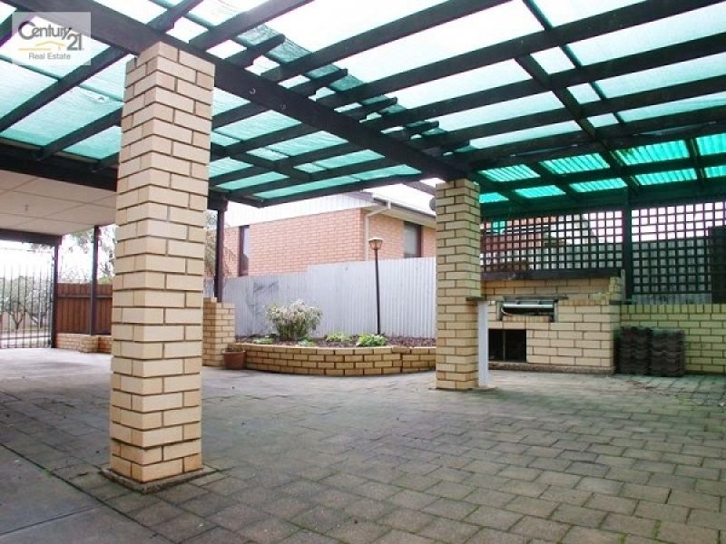 32 Radnor Street, Morphett Vale SA 5162