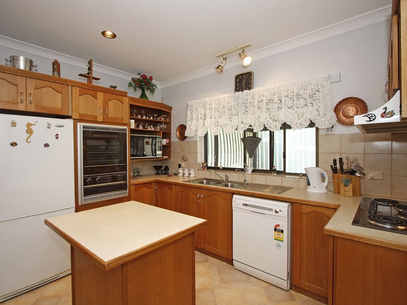 4 Taylor Street, Reynella SA 5161