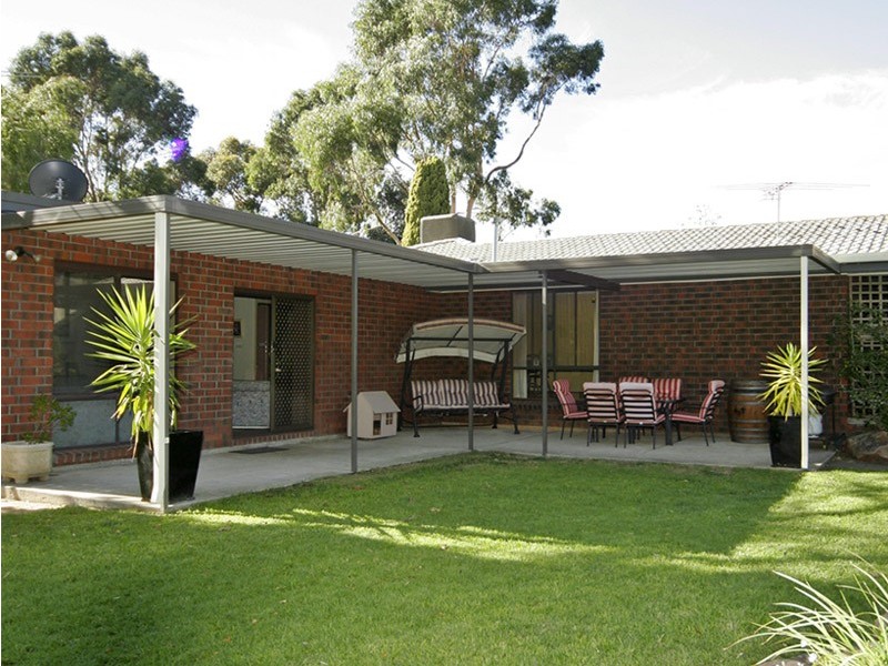 15 Woodham Court, Aberfoyle Park SA 5159