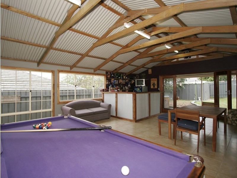 6 Esther Avenue, Woodcroft SA 5162