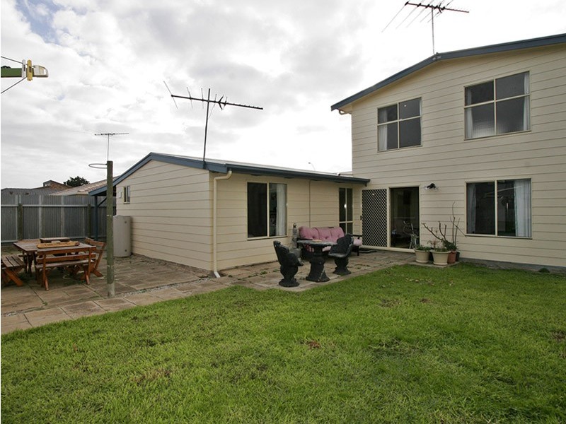 34 Harvey Crescent, Aldinga Beach SA 5173