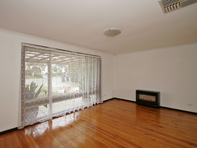 19 Kathryn Drive, Morphett Vale SA 5162