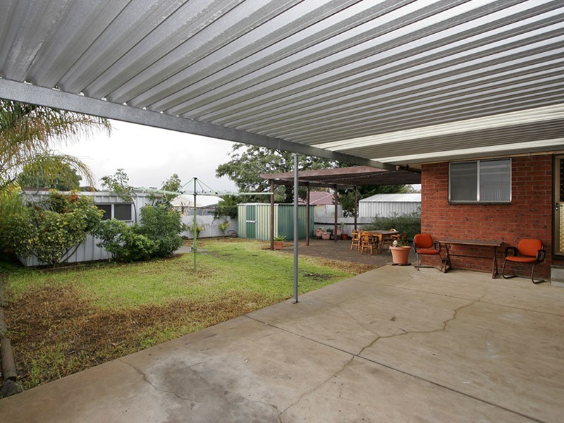 19 Kathryn Drive, Morphett Vale SA 5162