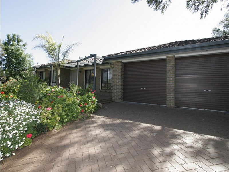 37 Holly Rise, Hackham West SA 5163