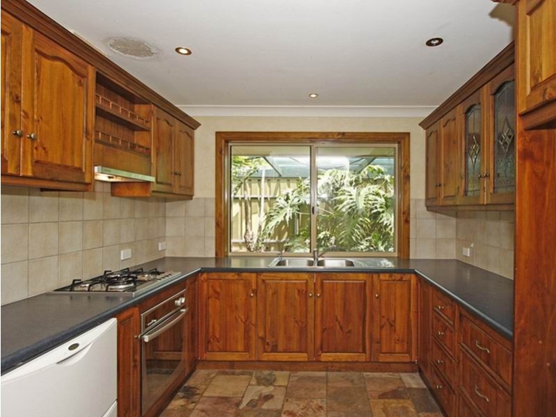 19 Parkes Avenue, Woodcroft SA 5162