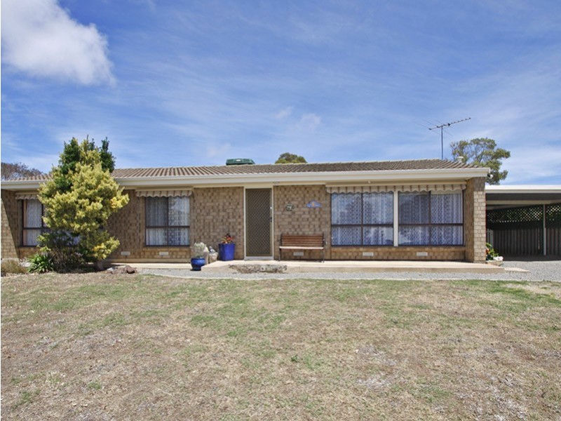 8 Coorumbena Crescent, Morphett Vale SA 5162