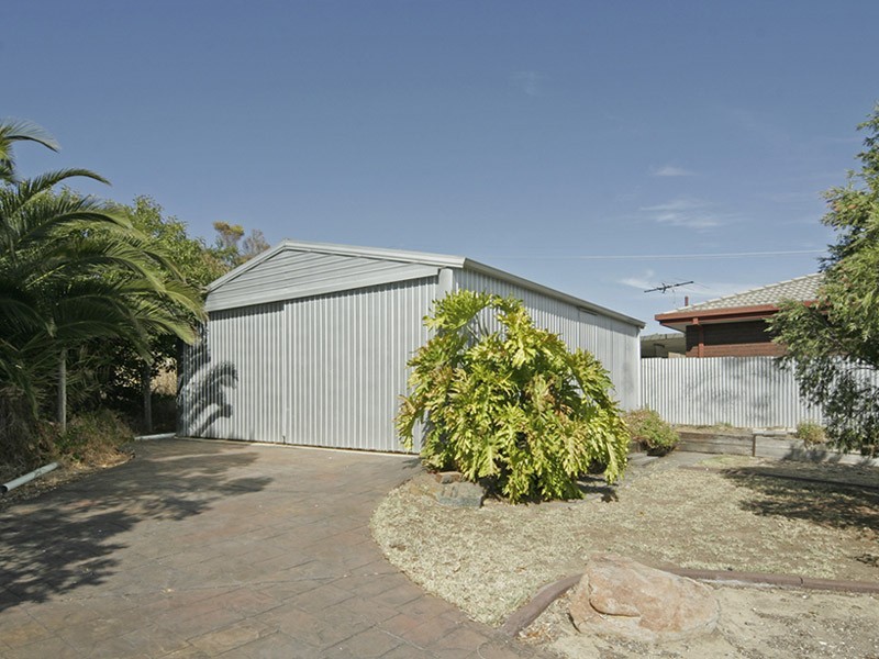 2 Africaine Court, Huntfield Heights SA 5163