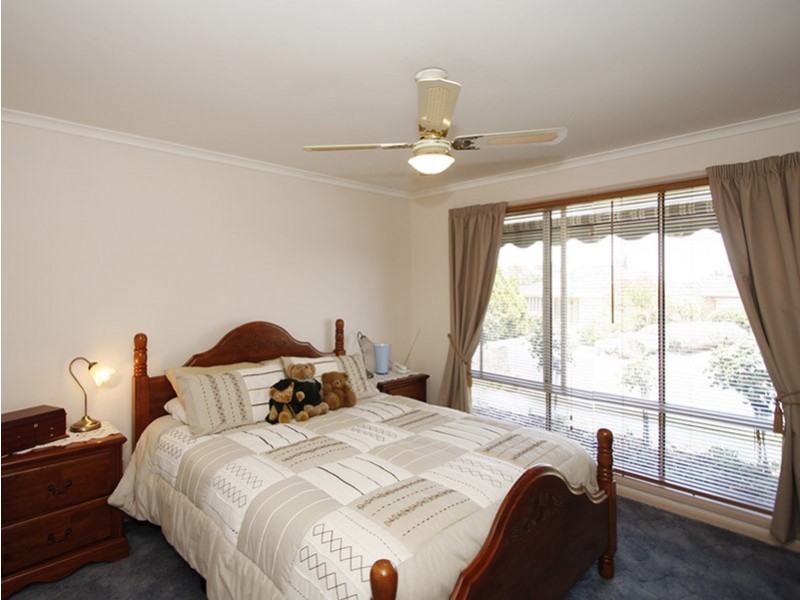 4 Sonar Court, Seaford Rise SA 5169