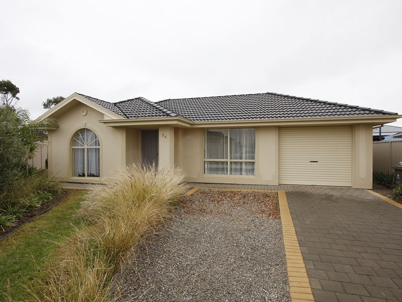 34 Barracoota Crescent, Aldinga Beach SA 5173