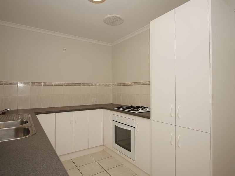 34 Barracoota Crescent, Aldinga Beach SA 5173