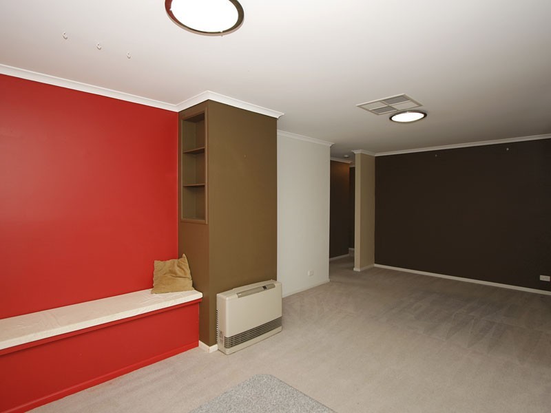 34 Barracoota Crescent, Aldinga Beach SA 5173