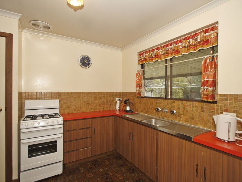 9 Taylors Avenue, Morphett Vale SA 5162