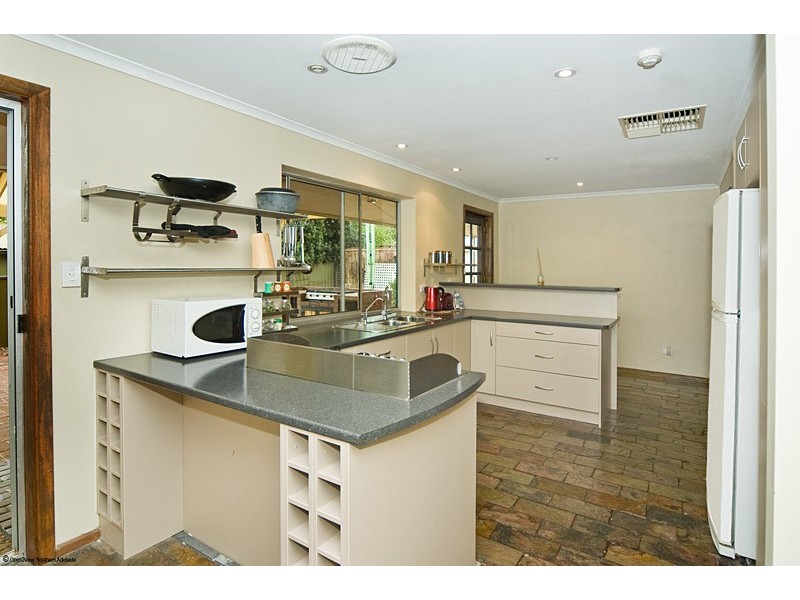 9 Phoenix Crescent, Old Reynella SA 5161