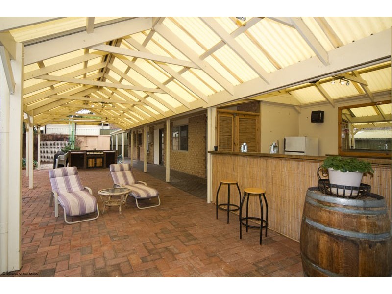 9 Phoenix Crescent, Old Reynella SA 5161