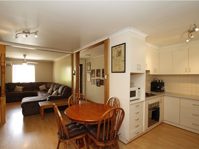 9 Rosemary Terrace, Morphett Vale SA 5162