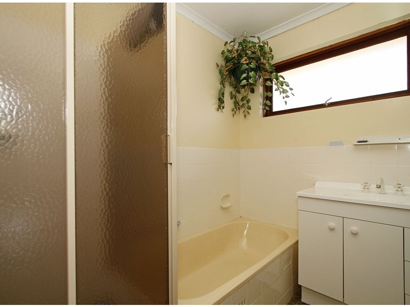 9 Rosemary Terrace, Morphett Vale SA 5162