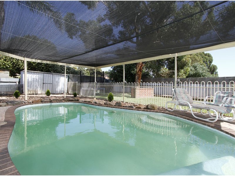 9 Rosemary Terrace, Morphett Vale SA 5162