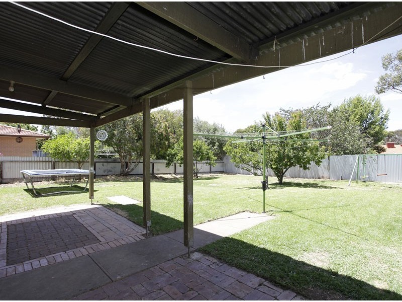 24 Karawi Parade, Morphett Vale SA 5162