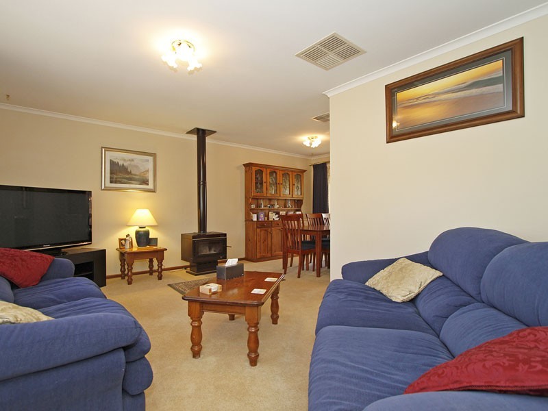 80 Emmerson Drive, Morphett Vale SA 5162