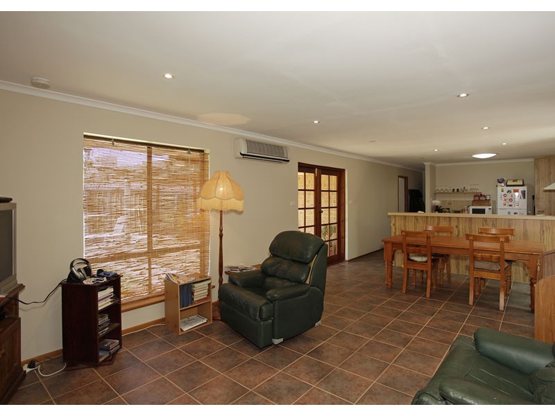 20 Montpelier Street, Woodcroft SA 5162