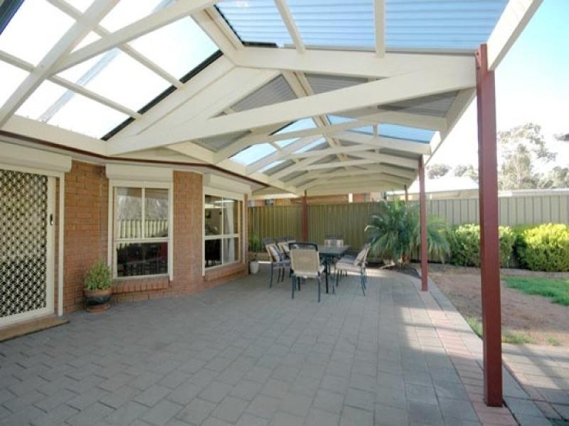 15 McCormack Crescent, Woodcroft SA 5162