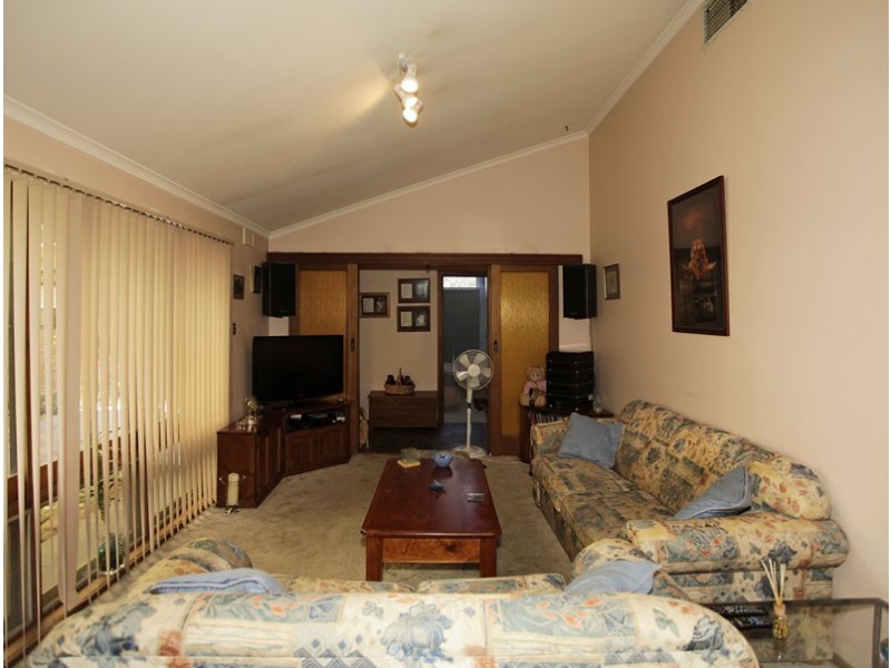 30 Judith Crescent, Morphett Vale SA 5162