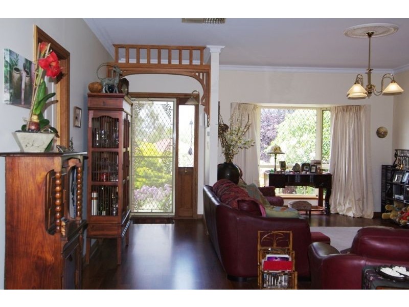 14 Cranbourne Drive, O’halloran Hill SA 5158