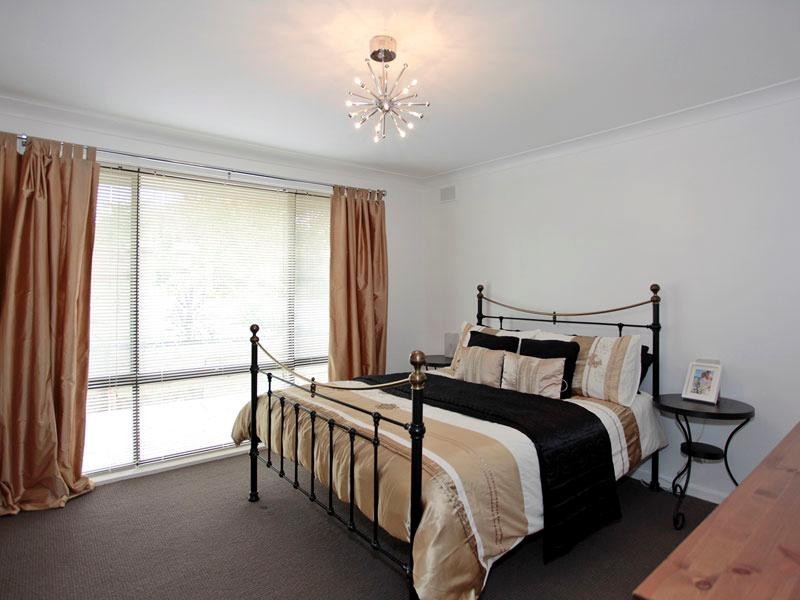 5 Tatiara Road, Happy Valley SA 5159