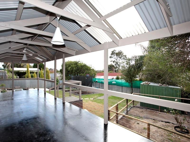 5 Tatiara Road, Happy Valley SA 5159