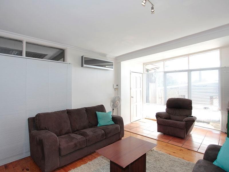 6 Powers Avenue, Morphett Vale SA 5162