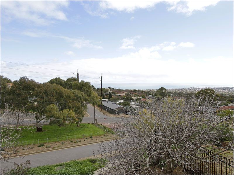 2 Osman Avenue, Seacombe Heights SA 5047