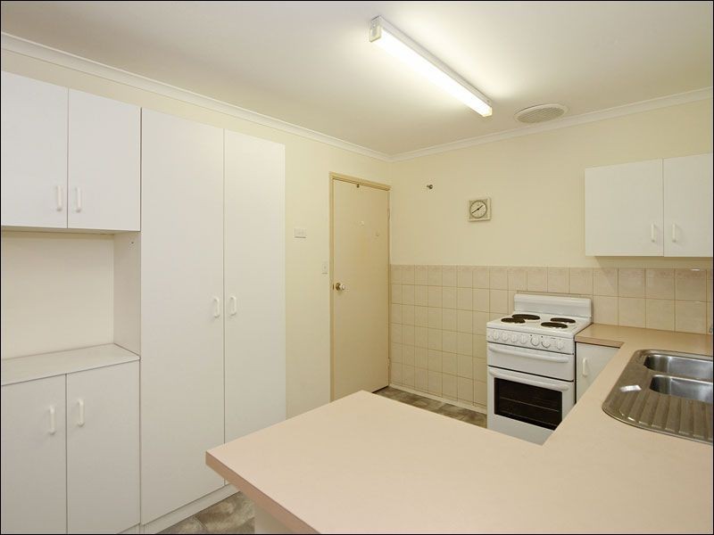 10 Henry Court, Morphett Vale SA 5162