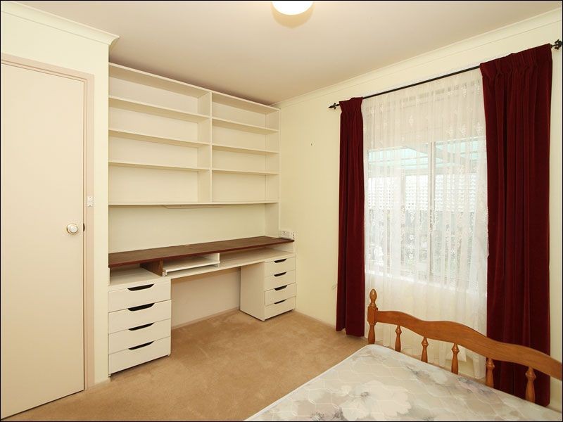 10 Henry Court, Morphett Vale SA 5162