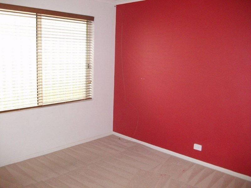 18 Verdant Parade, Woodcroft SA 5162