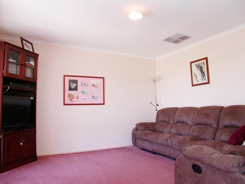 23 Montpelier Street, Woodcroft SA 5162