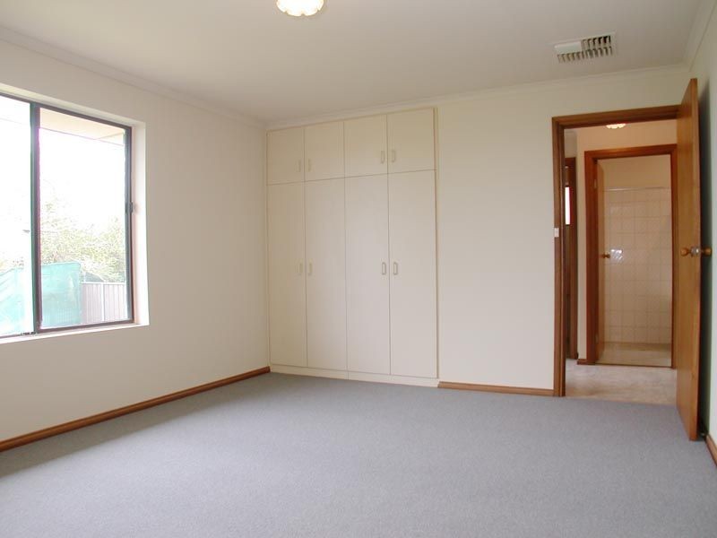 11 Darwendale Street, Huntfield Heights SA 5163
