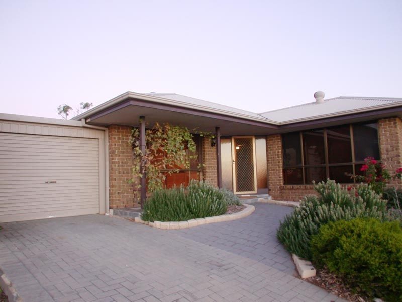 14 Burrington Street, Hallett Cove SA 5158